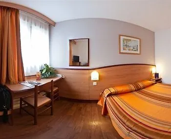 Cit'hotel Stim'otel 3* אז'ן