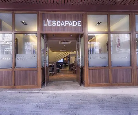 Cit'hotel Stim'otel מלון 3*