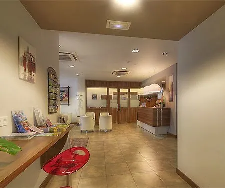 호텔 Cit'hotel Stim'otel 3*