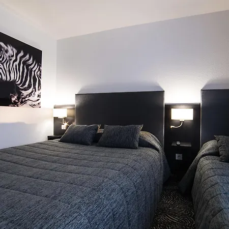 Cit'hotel Stim'otel 3* 아쟁
