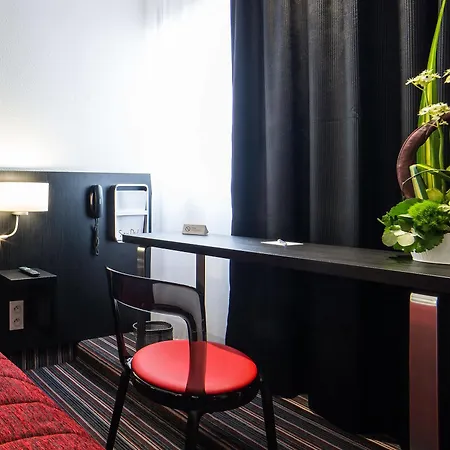 호텔 Cit'hotel Stim'otel