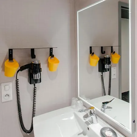 מלון Cit'hotel Stim'otel